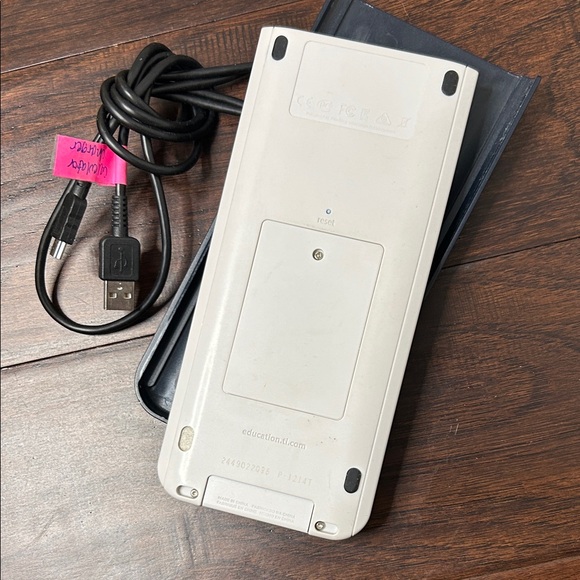 Texas Instruments TI-Nspire CX Graphing Calculator in - Picture 6 of 8